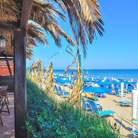 Blue Marine Village Apart Otel Rodi Garganico