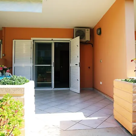 Blue Marine Village 아파트호텔 로디가르가니코