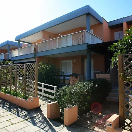 Blue Marine Village 아파트호텔