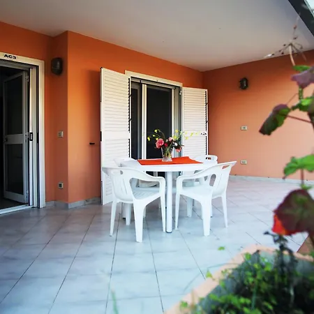 Blue Marine Village 아파트호텔 3*