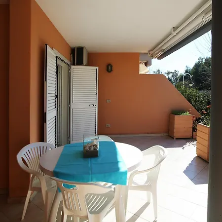 Blue Marine Village 아파트호텔 로디가르가니코