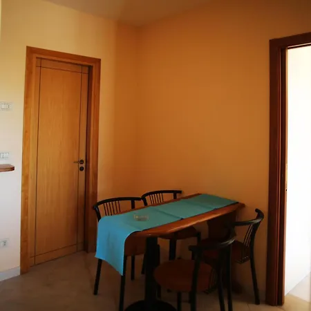 Blue Marine Village 아파트호텔 3*