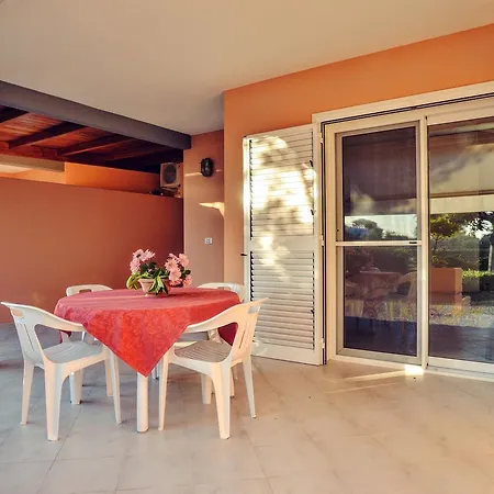 Blue Marine Village 아파트호텔