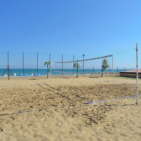 Blue Marine Village 아파트호텔 3*