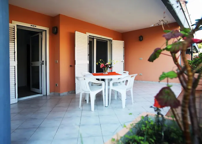 Blue Marine Village 아파트호텔 3*