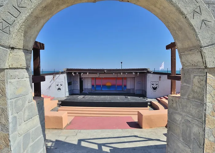 Blue Marine Village 아파트호텔