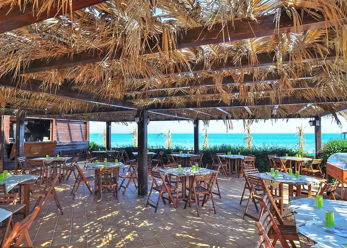 Blue Marine Village 아파트호텔 3*